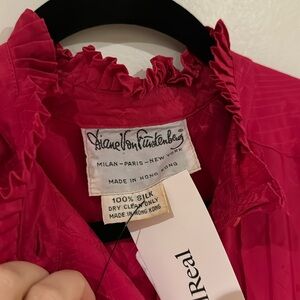 Vintage Diane Von Furstenberg 100% silk dress